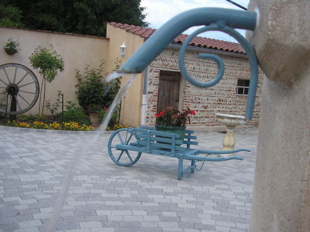 Domaine De La Belliere Hotel Villars-les-Dombes Exterior photo
